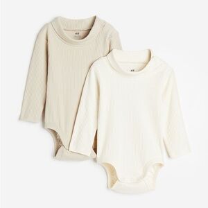 TWO PACK H&M organic cotton mock turtleneck baby onesies size 9-12 months